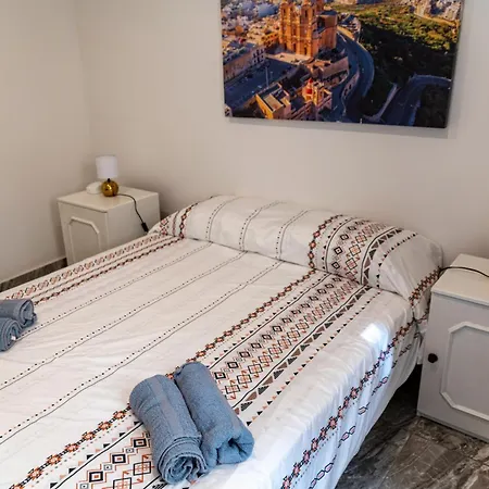 Spacious Townhouse With A Terrace Overlooking Valletta's Grand Harbor Σπίτι διακοπών *