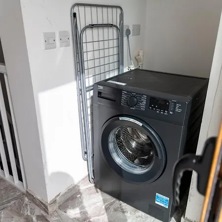 Spacious Townhouse With A Terrace Overlooking Valletta's Grand Harbor *